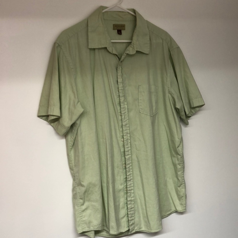 Men’s Sort Sleeve Button Down Shirt XL